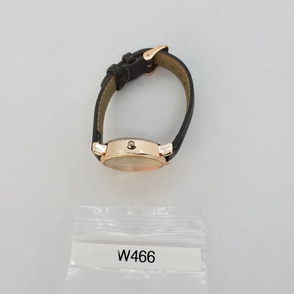 Minimalist Women's‎ Watch 36MM Gold Tone Case Brown Leather Bands New Battery